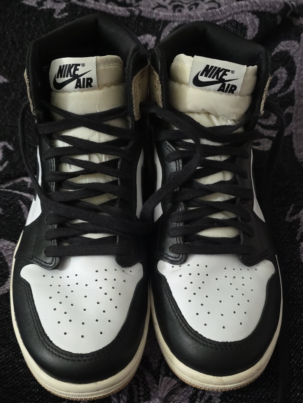 Nike Air High-Top Sneaker Retro Air Jordan OG LATTE Very Good Condition